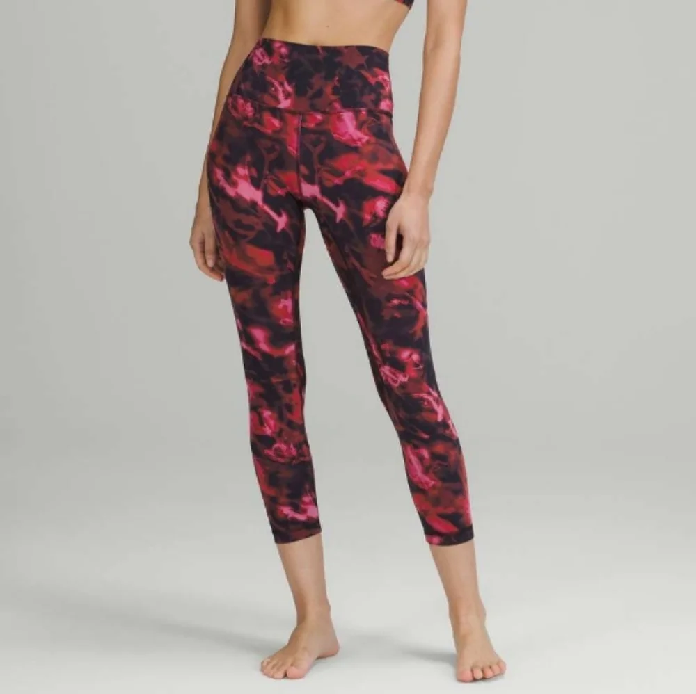 SOLD Sz 8 Lululemon Align High-Rise Crop 25" Intensity Pink Blossom Multi Nulu. - Picture 3 of 9